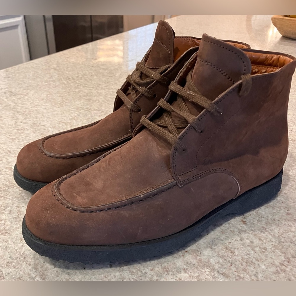 TOD’S SUEDE ANKLE BOOTS - VINTAGE 1997